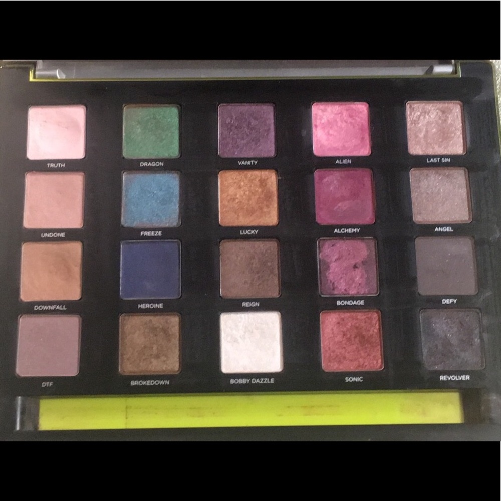 Urban Decay Vice3 Eyeshadow Palette